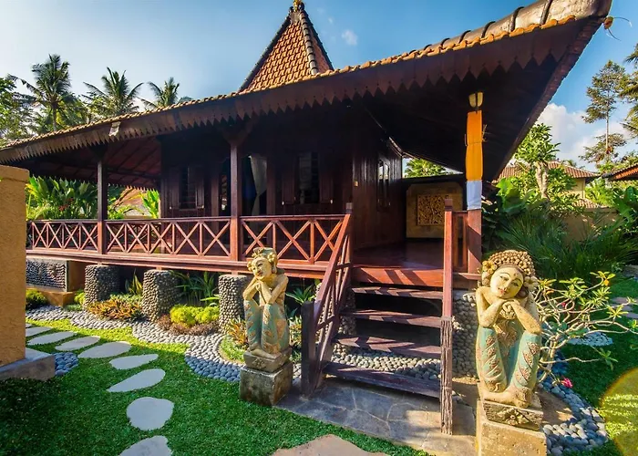 Lestaru * Ubud (Bali)