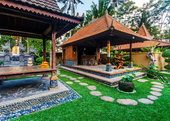 Lestaru Villa *
